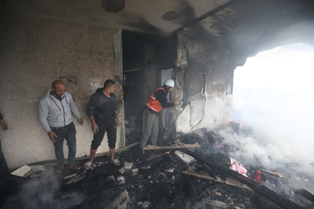 معلمون وأطباء وممرضون.. ارتفاع الضحايا الأمميين في غزة إلى 284