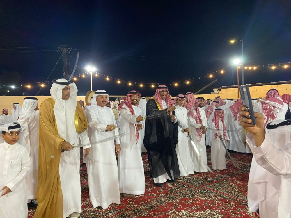 بالعرضة السعودية.. جمعية التنمية الأهلية في الجفر تحتفي بعيد الفطر - اليوم