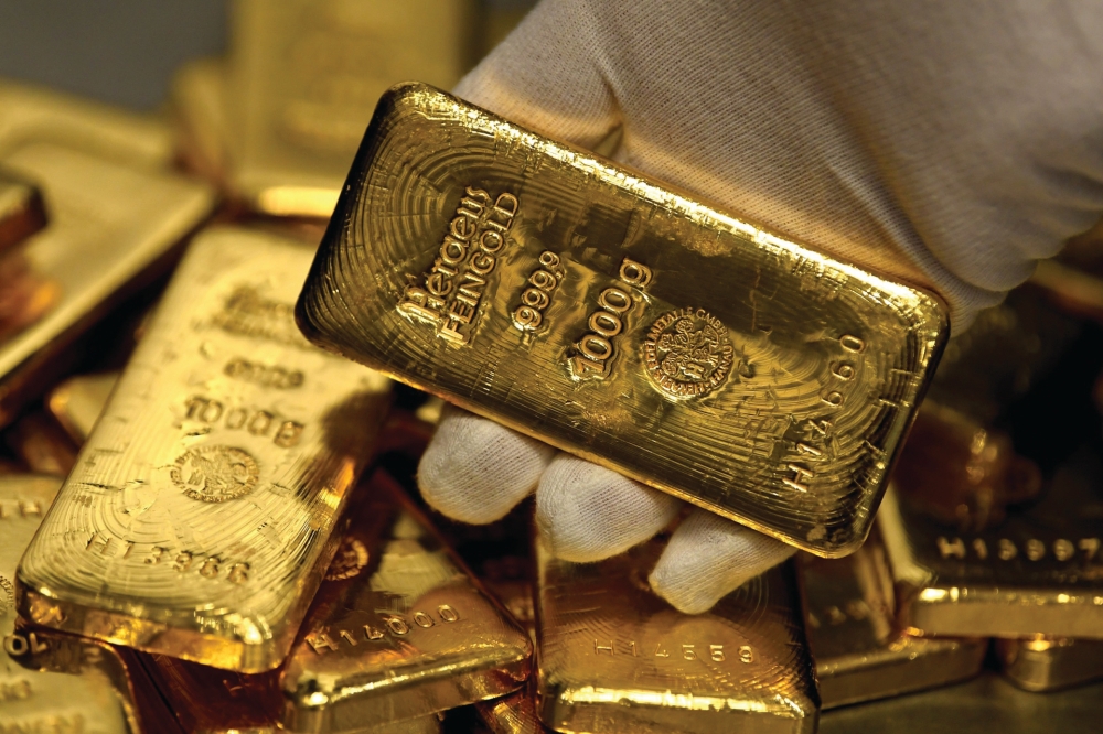 الذهب يعود إلى صدارة اهتمامات المستثمرين وبنوك وحكومات العالم