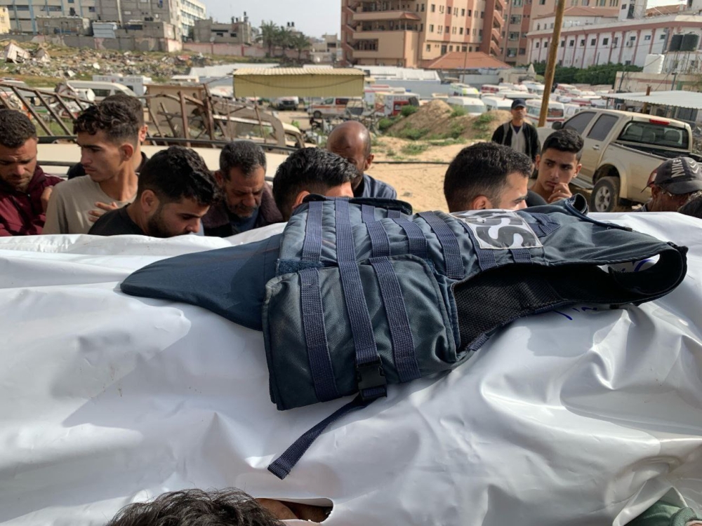 'الصحفيين العرب' يتهم الاحتلال بتعمد ارتكاب جرائمه ضد الصحفيين الفلسطينيين