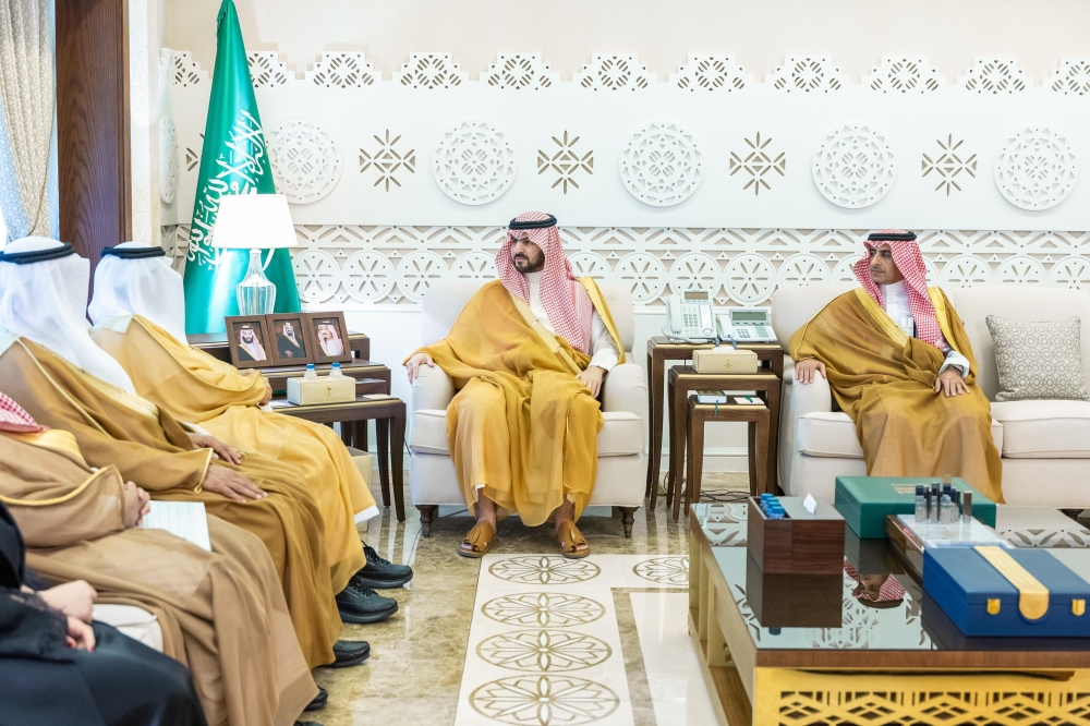 نائب أمير الشرقية يستقبل نائب وزير البيئة ويطلع على مشاريع الوزارة بالمنطقة