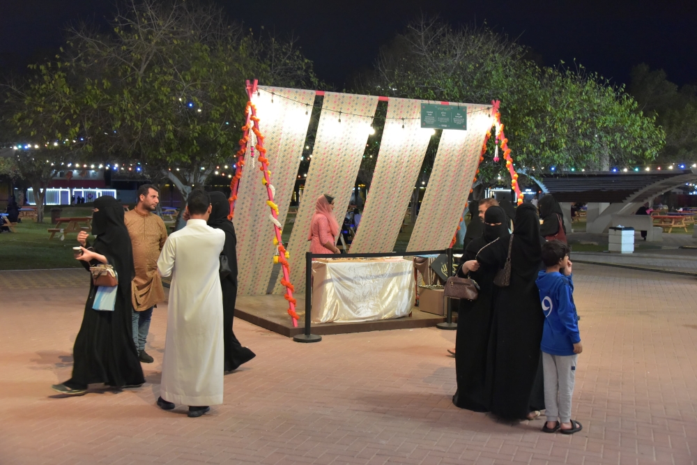 مأكولات وعروض حية.. الهند تبهر زوار ”جوازك إلى العالم“ في الخبر