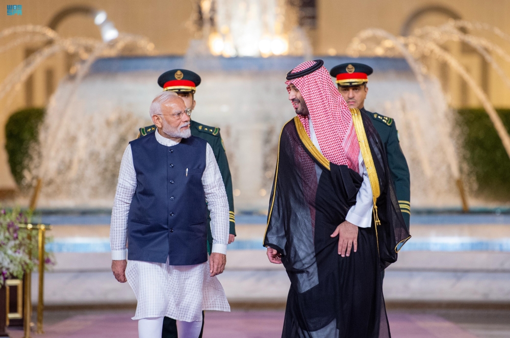  سمو ولي العهد يستقبل رئيس وزراء الهند - واس