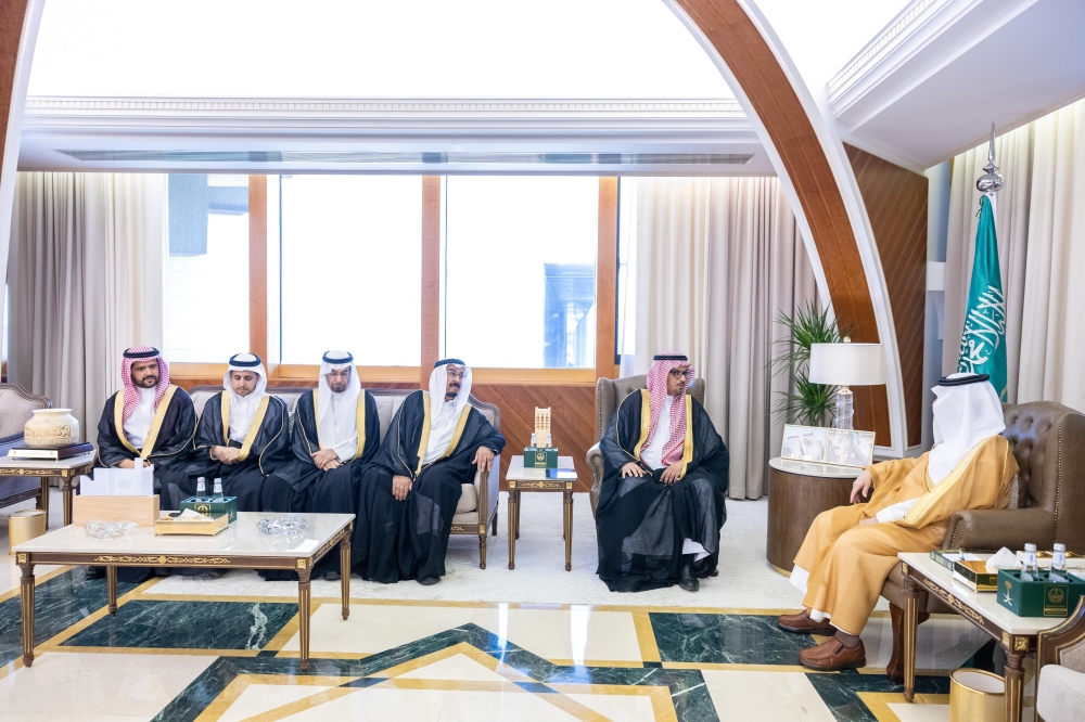 أمير الشرقية يستقبل رئيس مجلس إدارة جمعية العناية بالمساجد