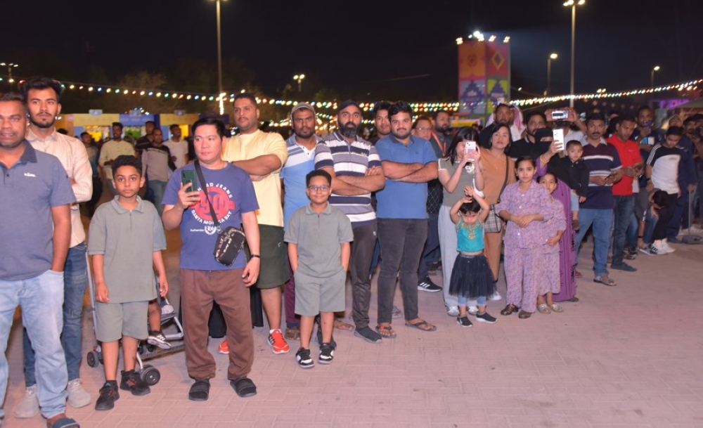 أبناء الجالية الفلبينية لـ