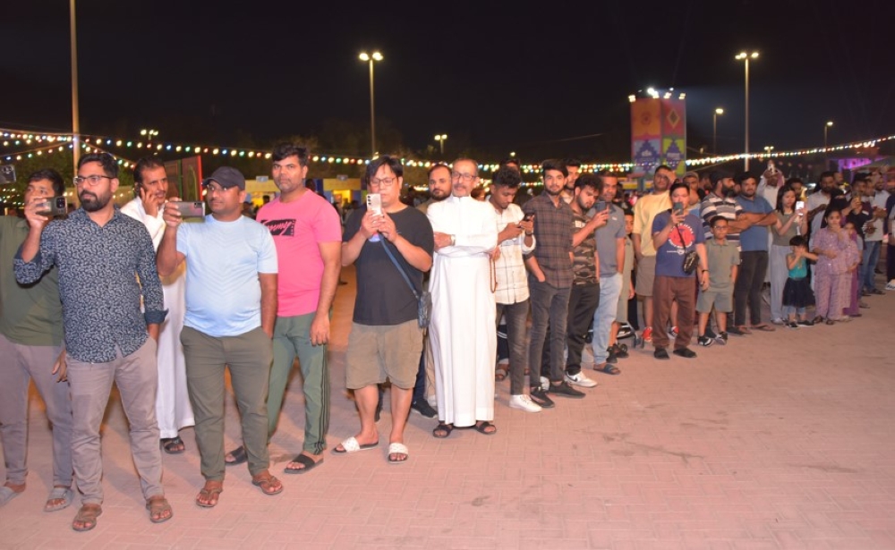 أبناء الجالية الفلبينية لـ