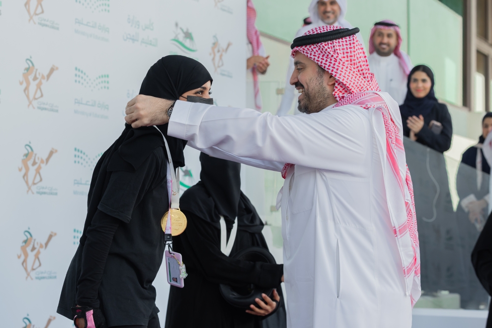 فهد بن جلوي يتوج الهجانة في ختام بطولات الموسم