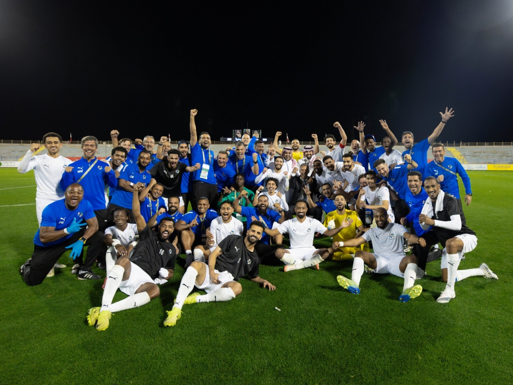 اليوم.. 'كرنفال' فني في احتفال نيوم بلقب دوري يلو 