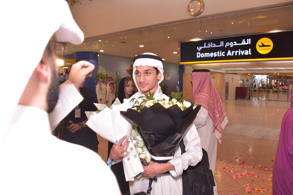 أبطال 