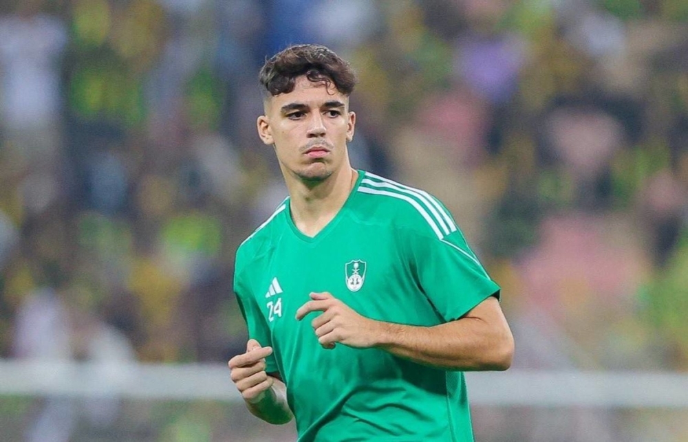 فيغا.. موهبة الأهلي والعودة إلى أوروبا