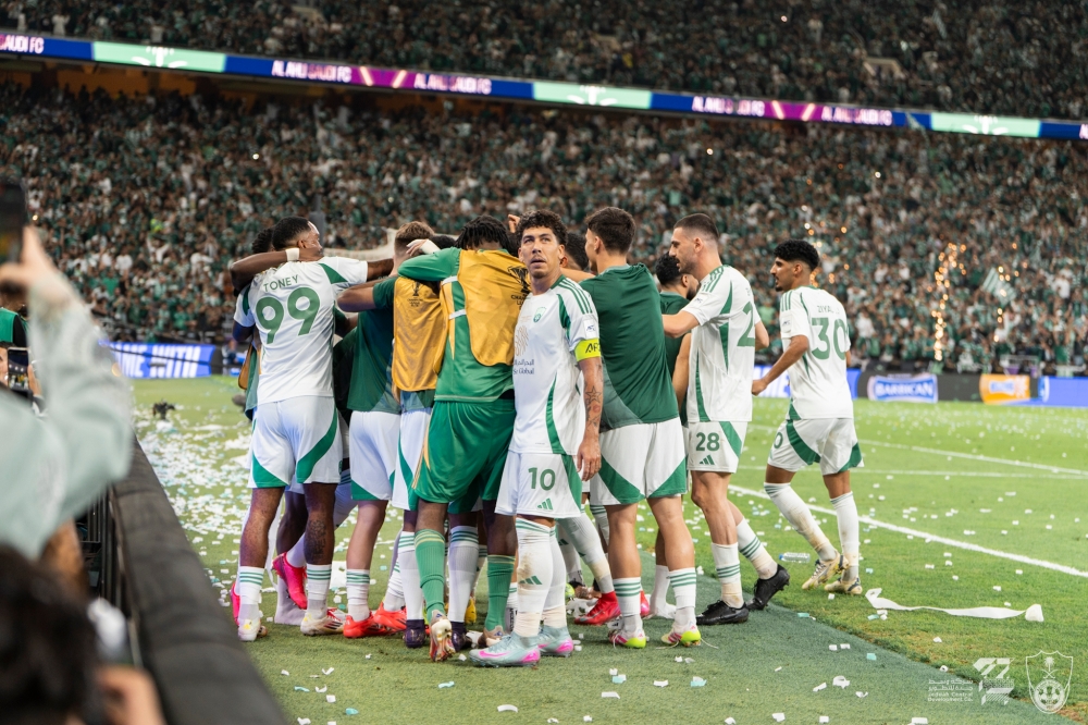 الأهلي يفقد لاعبه أمام الرياض في دوري روشن 