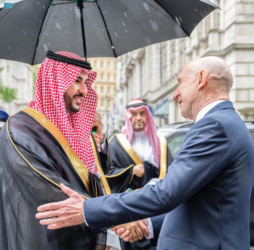 وزير الدفاع البريطاني يستقبل سمو وزير الدفاع ويعقدان لقاءً موسعًا - واس