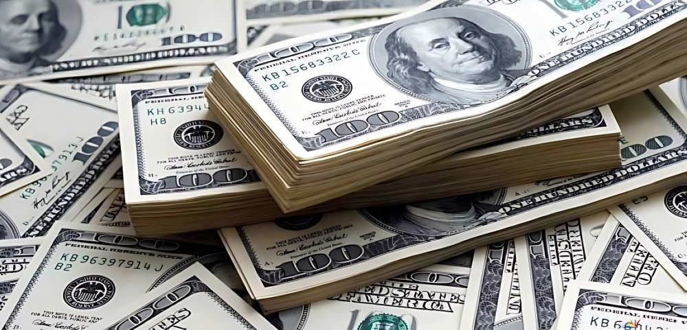 ارتفاع أسعار الدولار مقابل ست عملات رئيسة (متداولة)