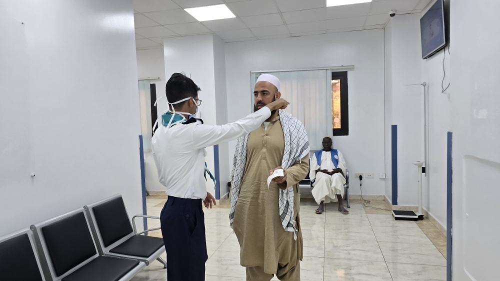 الكشافة السعودية تستأنف خدماتها لضيوف الرحمن في المدينة المنورة
