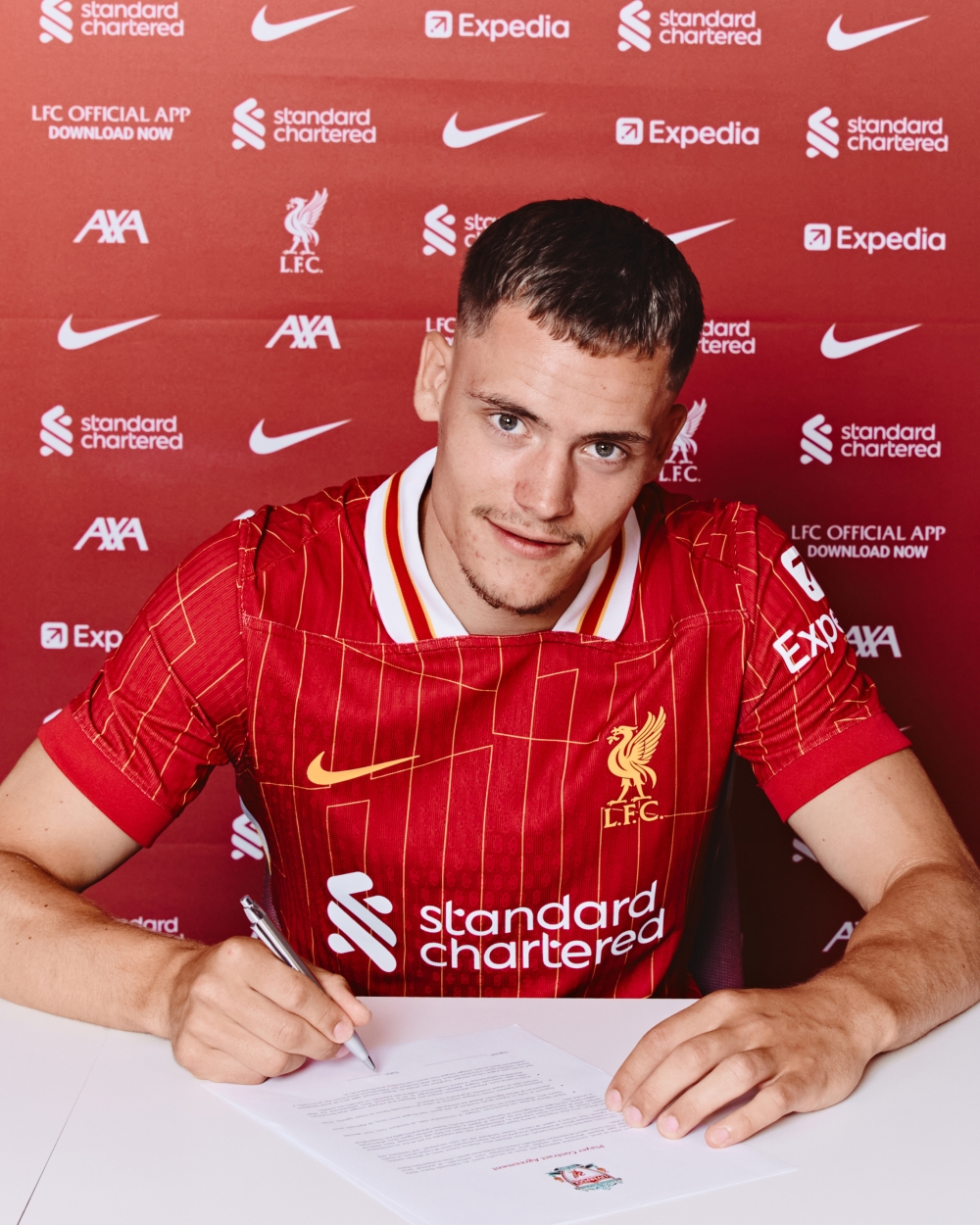 ليفربول يتعاقد رسميا مع الألماني فيرتز