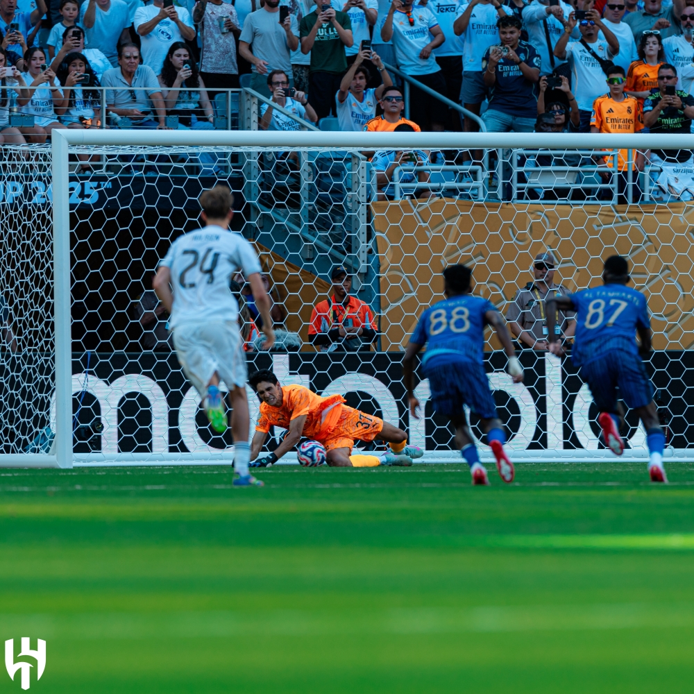 سالزبورغ يرد على حساب الهلال قبل المواجهة المرتقبة 