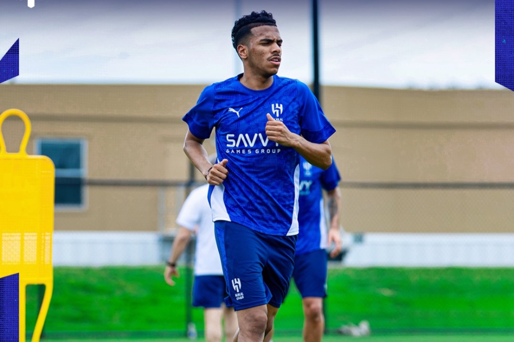شرط وحيد من مصعب الجوير للبقاء في الهلال الموسم المقبل