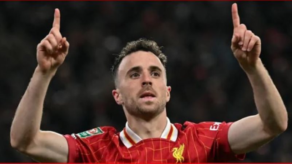 مدرب ليفربول ينصح لاعبيه بالاقتداء بالراحل جوتا 