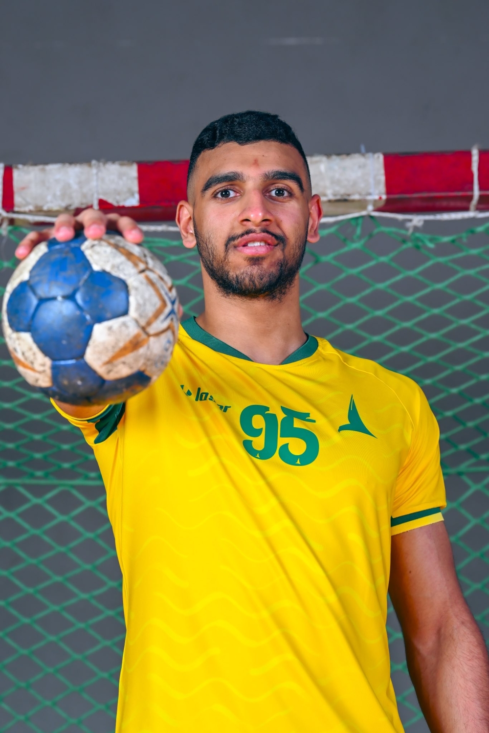 الخليج يُعلن تجديد عقد محمد حبيب