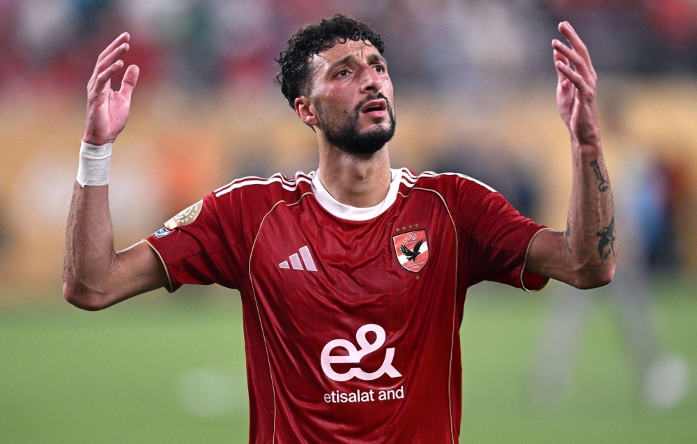 وسام أبو علي يعلن التمرد في الأهلي المصري 