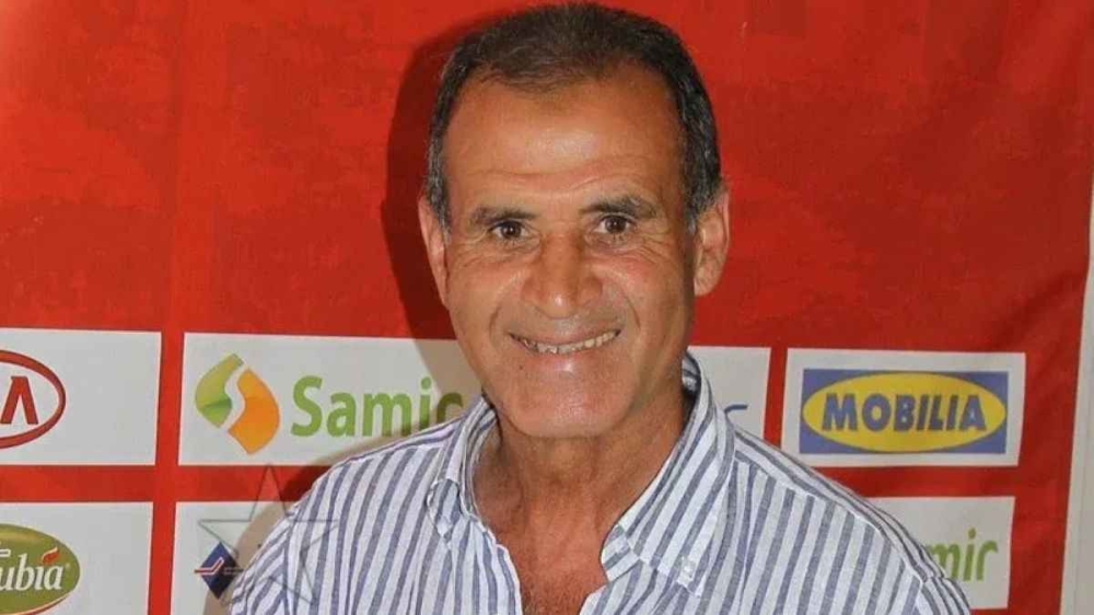 وفاة أسطورة كرة القدم المغربية أحمد فرس