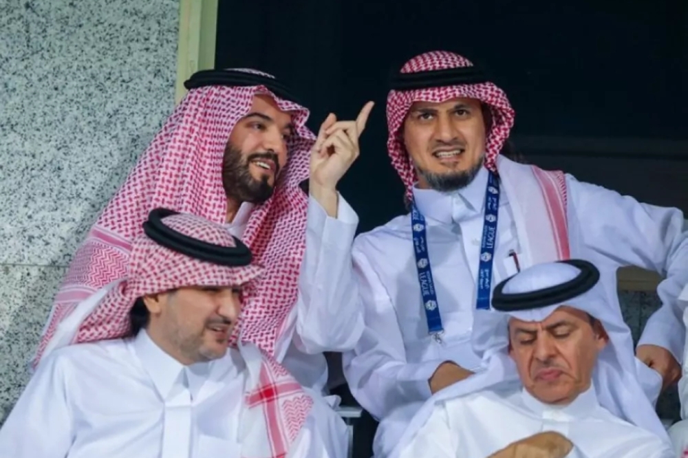 فهد المفرج.. ربع قرن من الوفاء في حضرة الزعيم