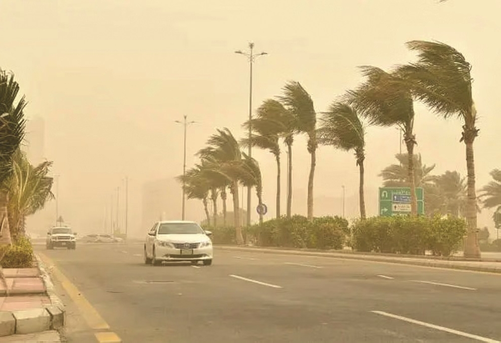'الأرصاد': رياح وأتربة بعدة مناطق.. وأمطار حتى الثلاثاء