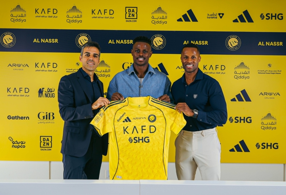النصر يعلن التعاقد رسميًا مع هارون كمارا ـ #عاجل
