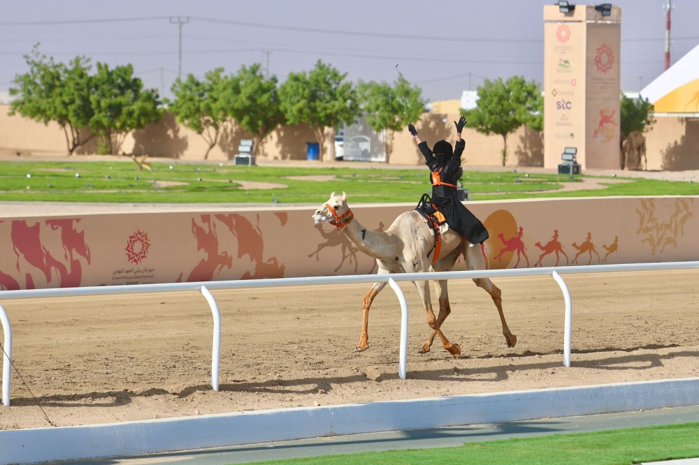 الهجن السعودية تخطف 15 شوطاً في 'الجذاع'