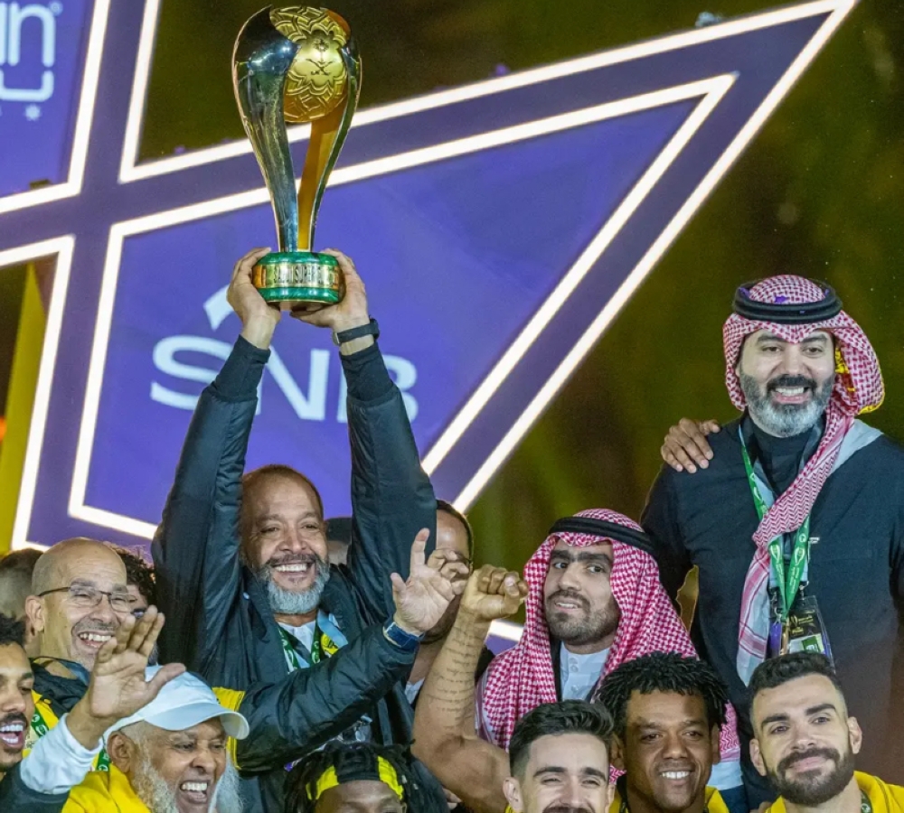 الأهلي المصري يفاوض مدرب الاتحاد السابق 