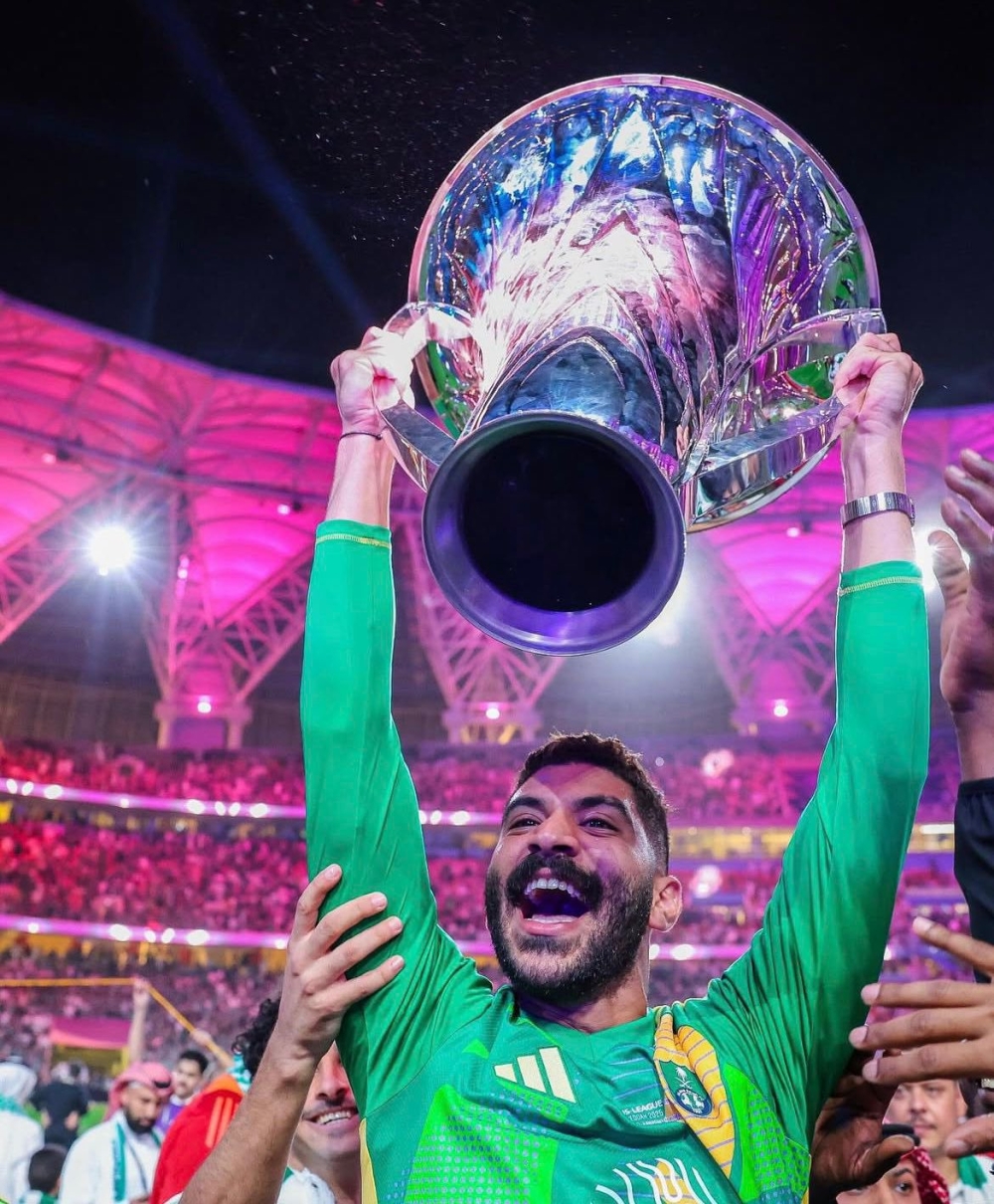 الأهلي مهدد بالعقوبات