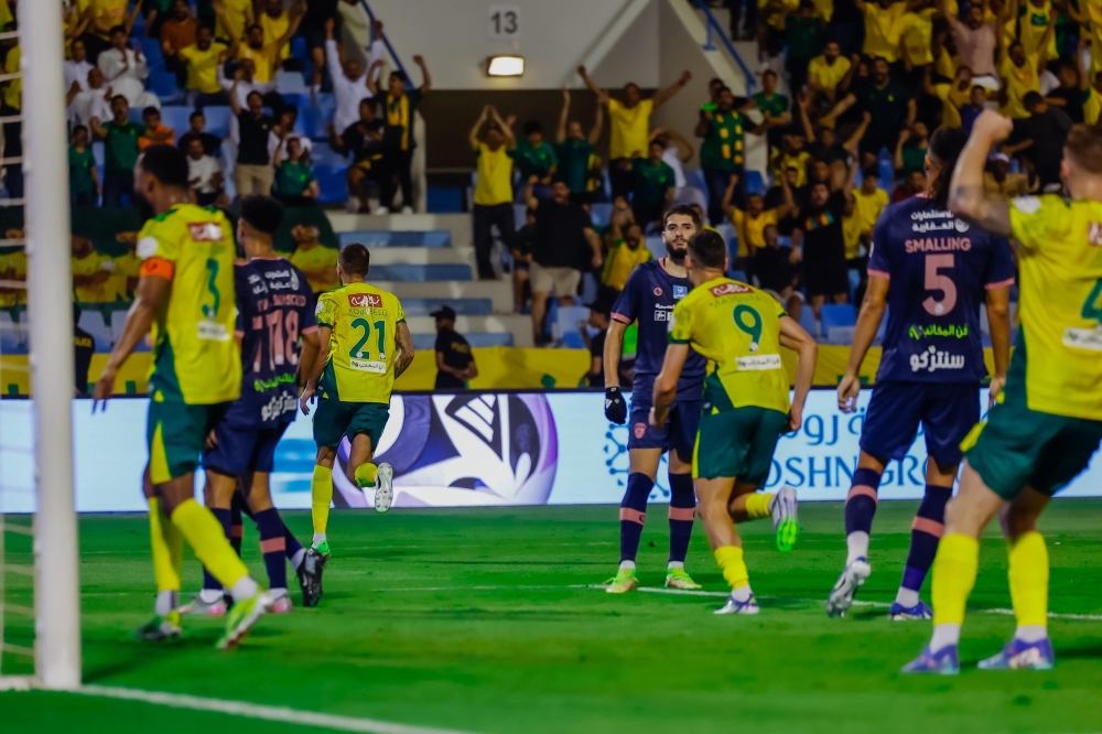الخليج .. يتخطى الفيحاء بثلاثية