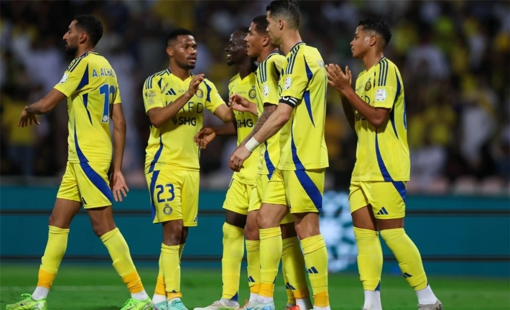 حكام مباريات اليوم الأحد في دوري روشن 