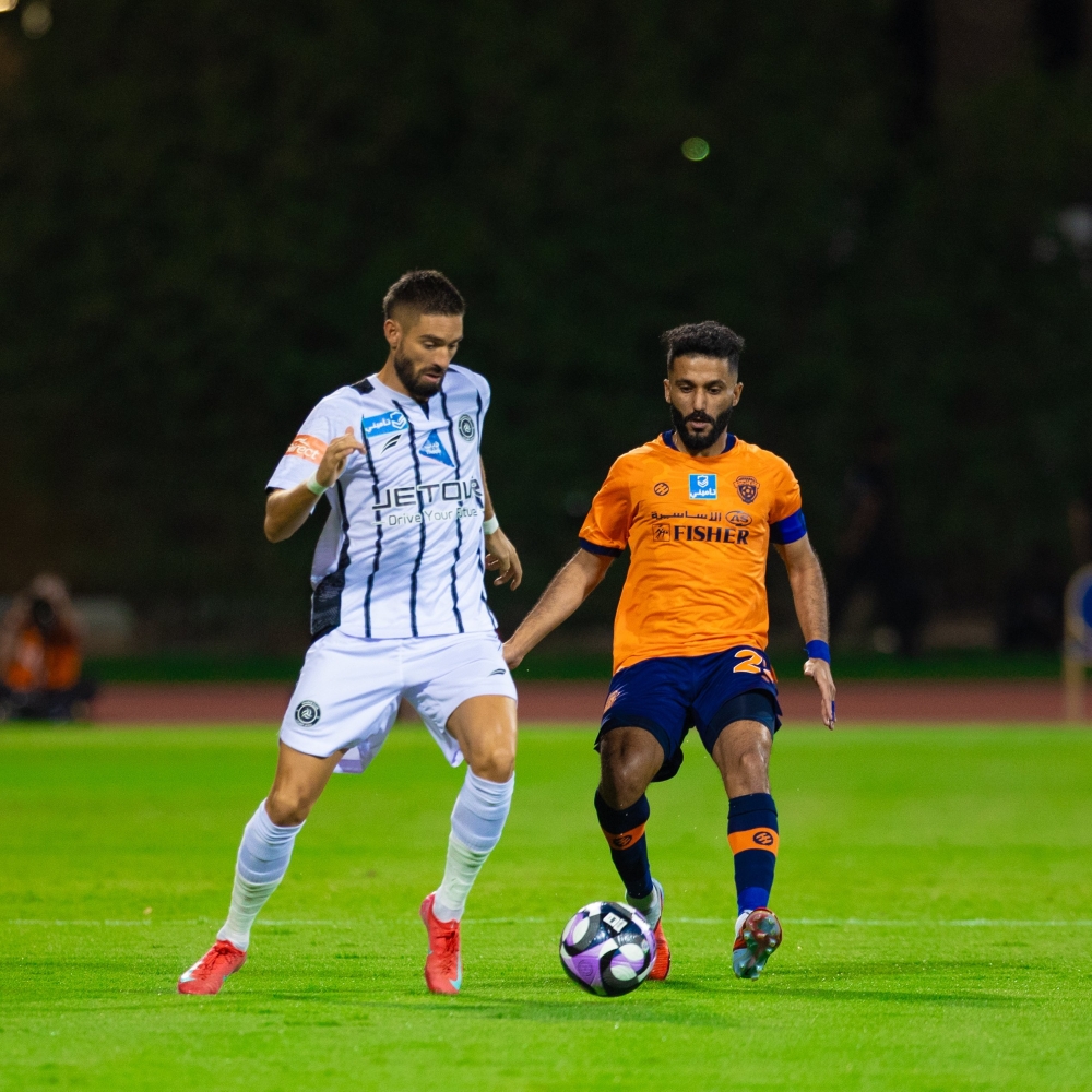 الفيحاء يفرض التعادل على الشباب في دوري روشن