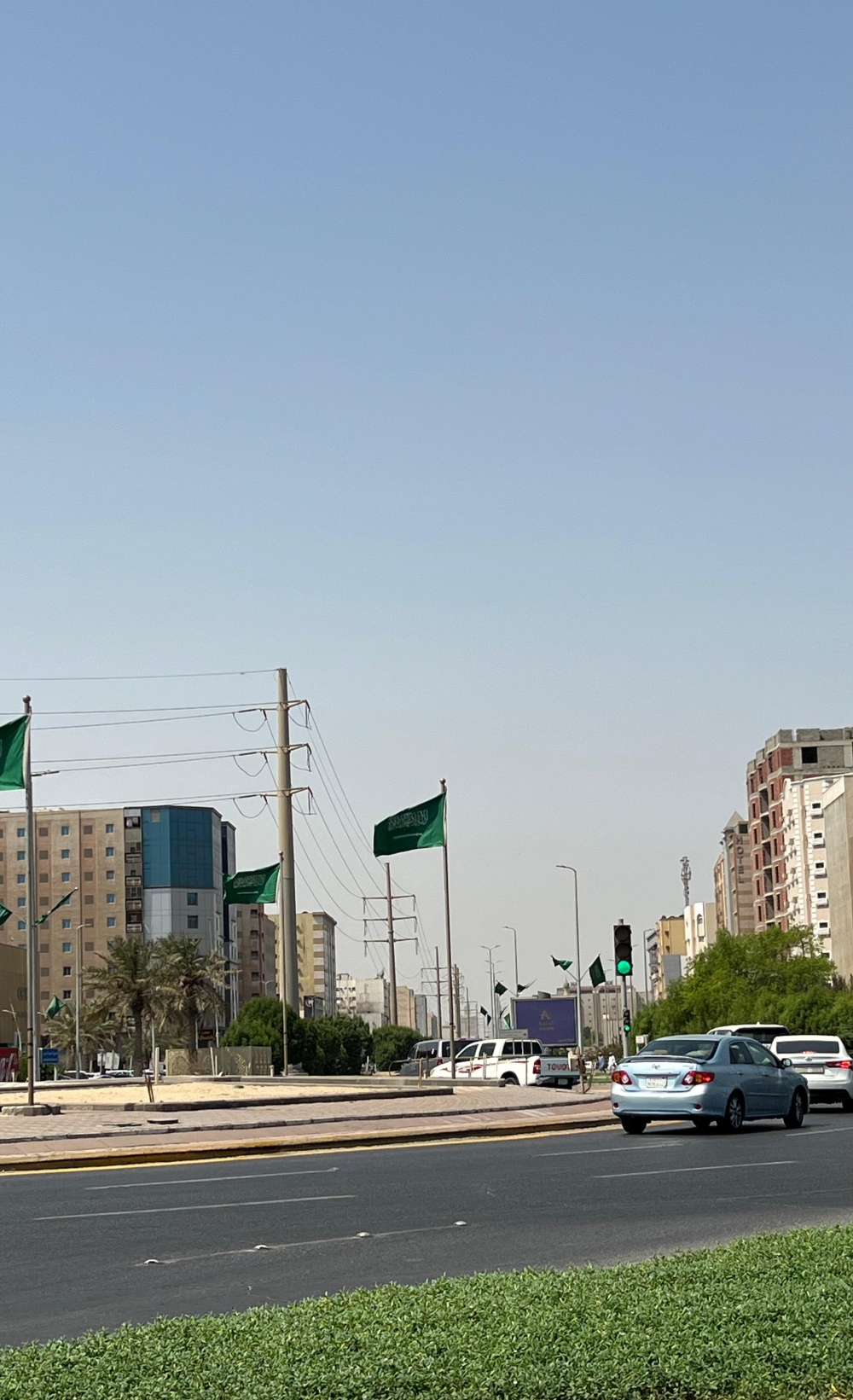 العرضة والأسر المنتجة تزين احتفالات الجبيل باليوم الوطني - اليوم