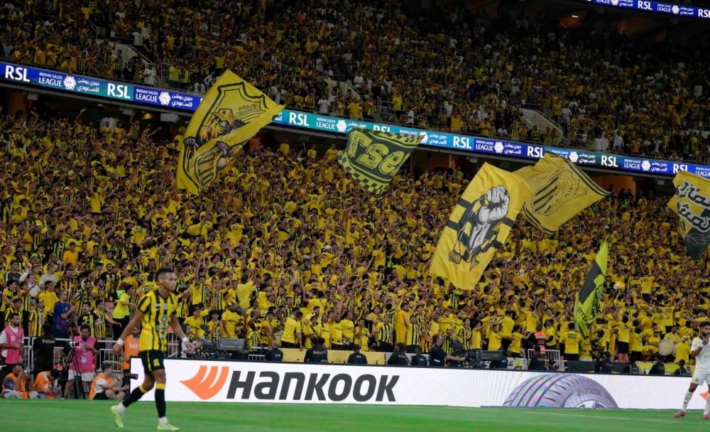 'الاتحاد والنصر' في صدارة الحضور الجماهيري