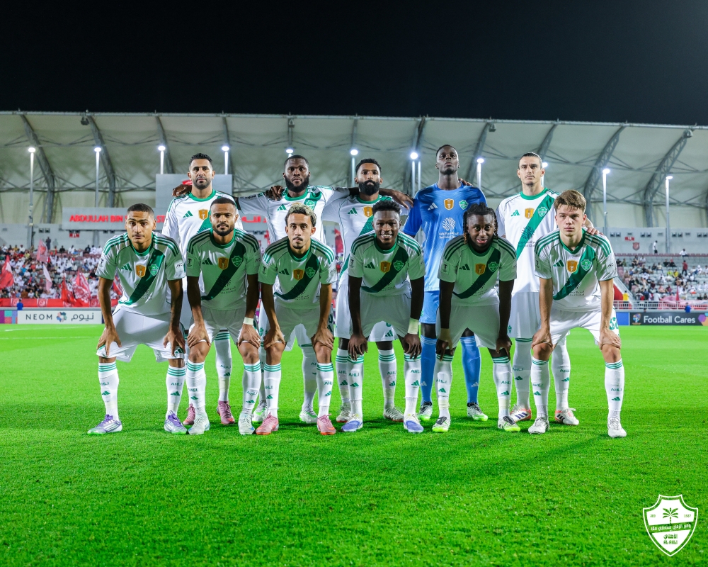 الأهلي يجهز محترفه لمواجهة الشباب
