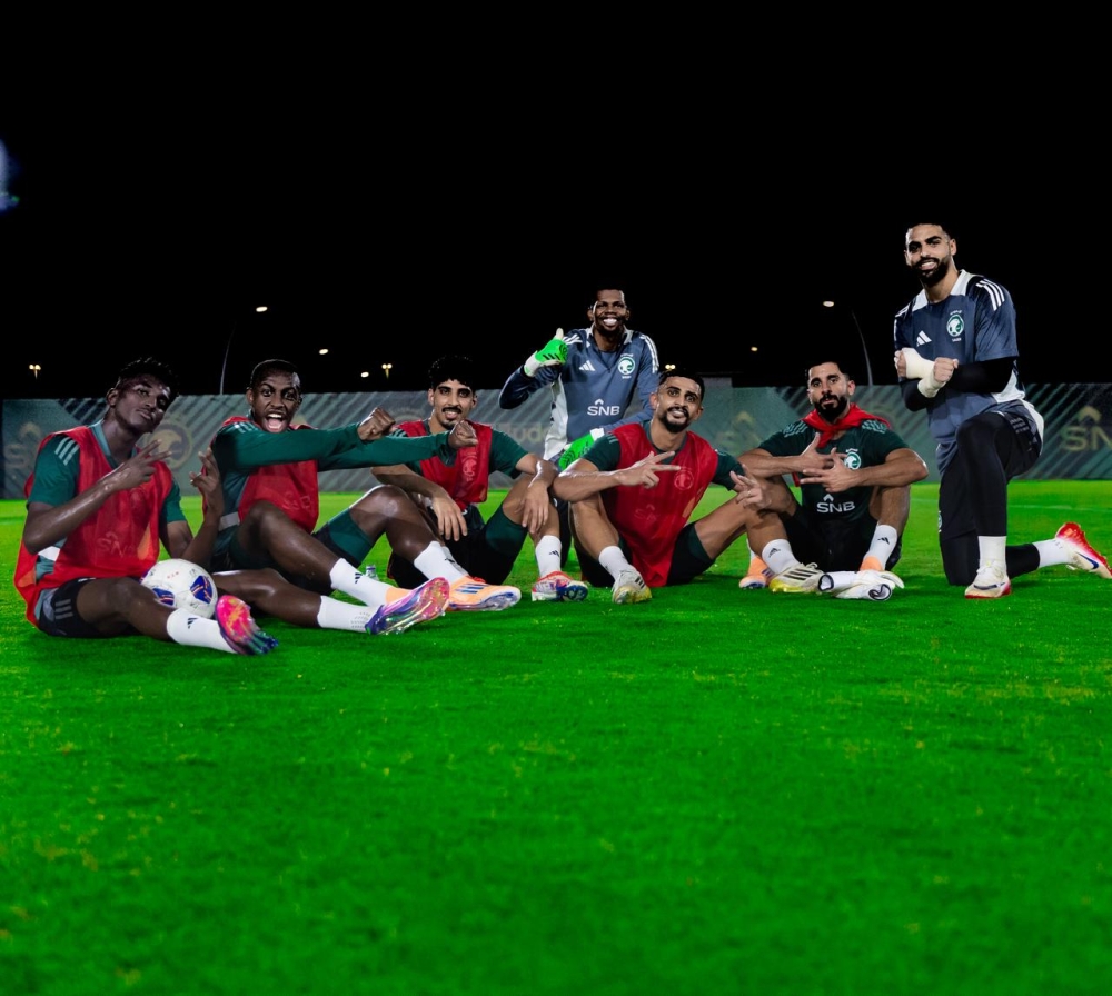 الأخضر يواصل إعداده لأندونيسيا ورينارد يتحدث للإعلام