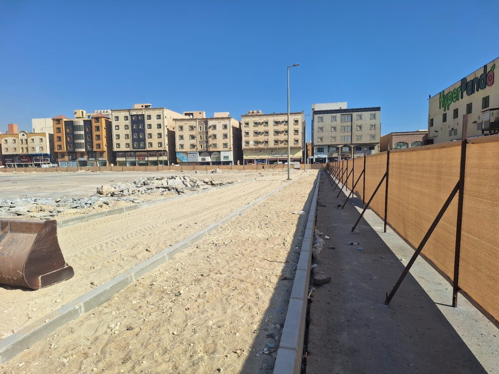 بدء تنفيذ مشروع مضمار مشي بطول 1100 متر في الجبيل
