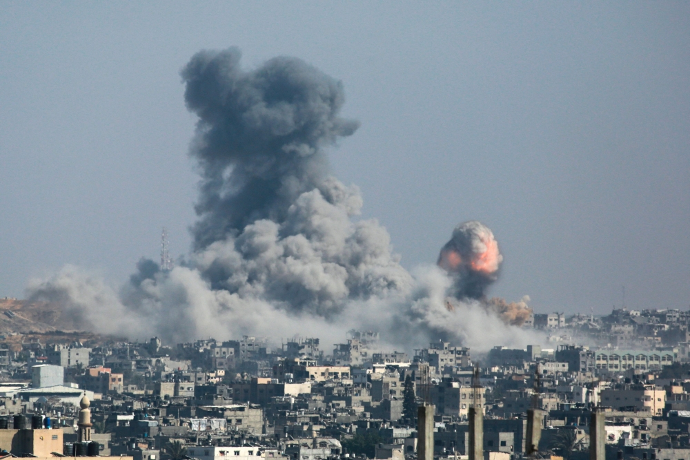 استشهاد فلسطينيين اثنين في قصف الاحتلال الإسرائيلي على غزة - أرشيفية
