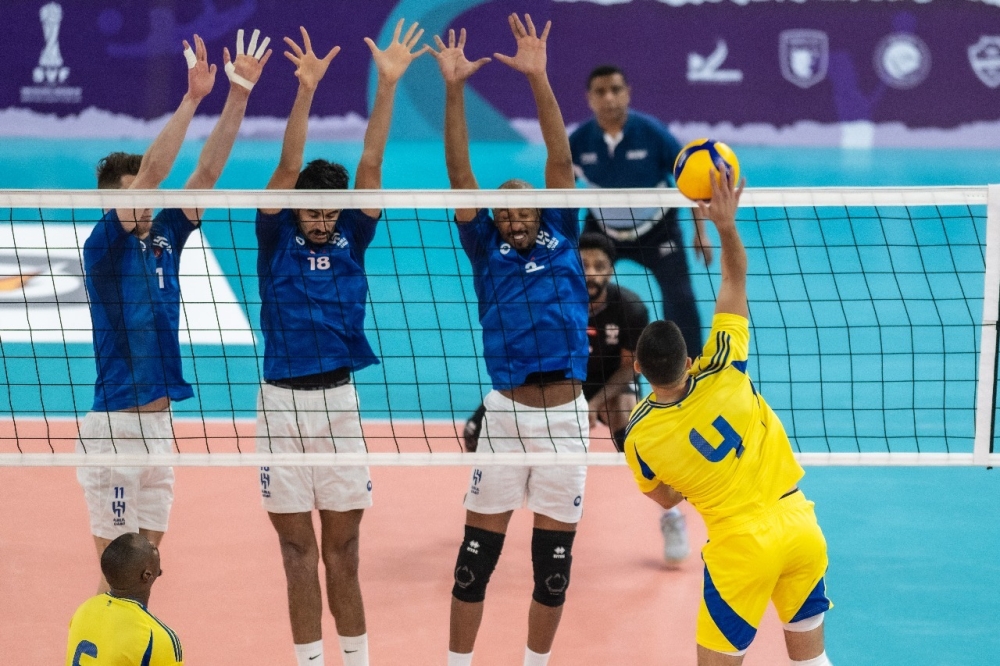 طائرة الهلال تهزم النصر في كأس الاتحاد السعودي