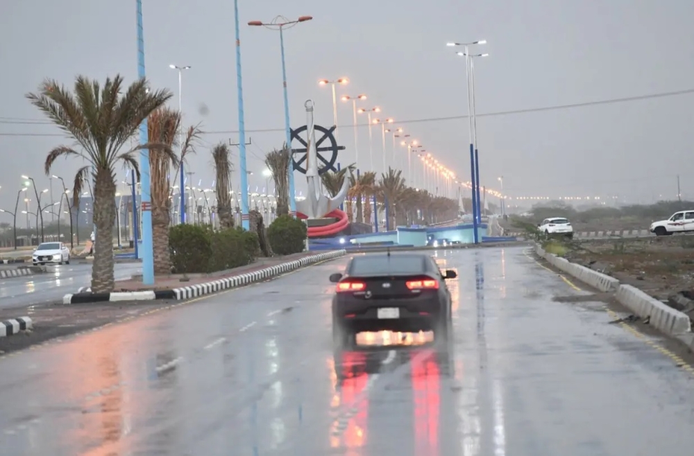 طقس السعودية.. أمطار غزيرة على أماكن متفرقة في جازان