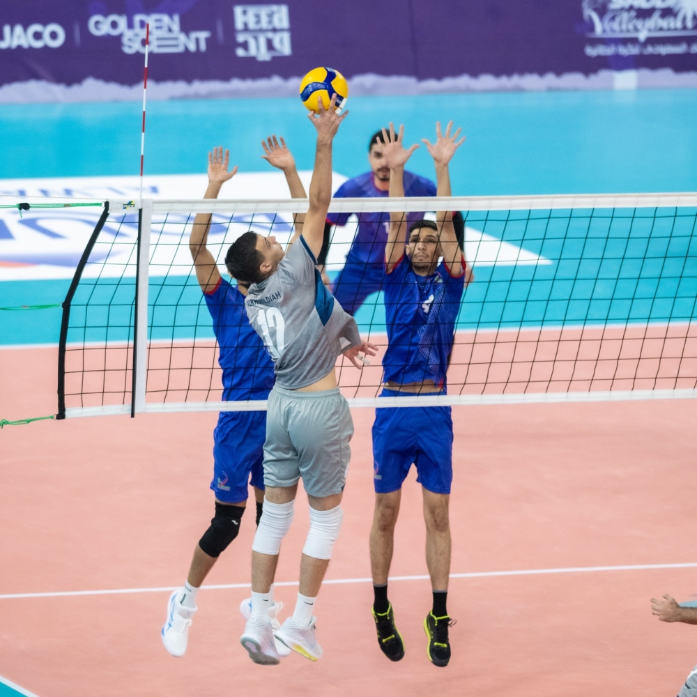 الخويلدية يفوز على الابتسام  في كأس اتحاد الطائرة