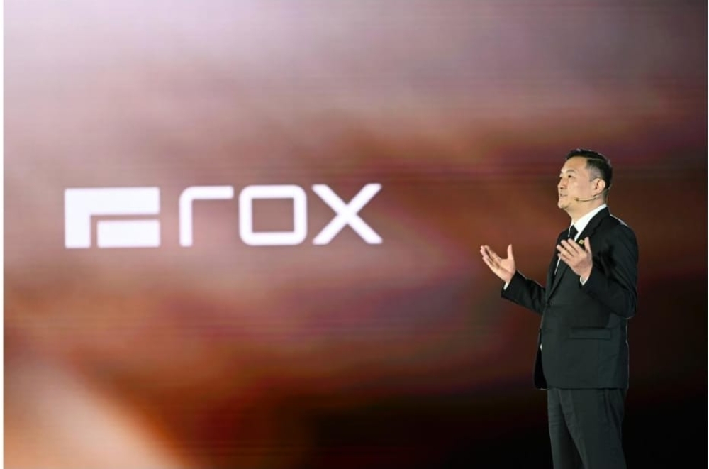 ROX تطلق سيارتها الرائدة الجديدة ADAMAS SUV من أبوظبي