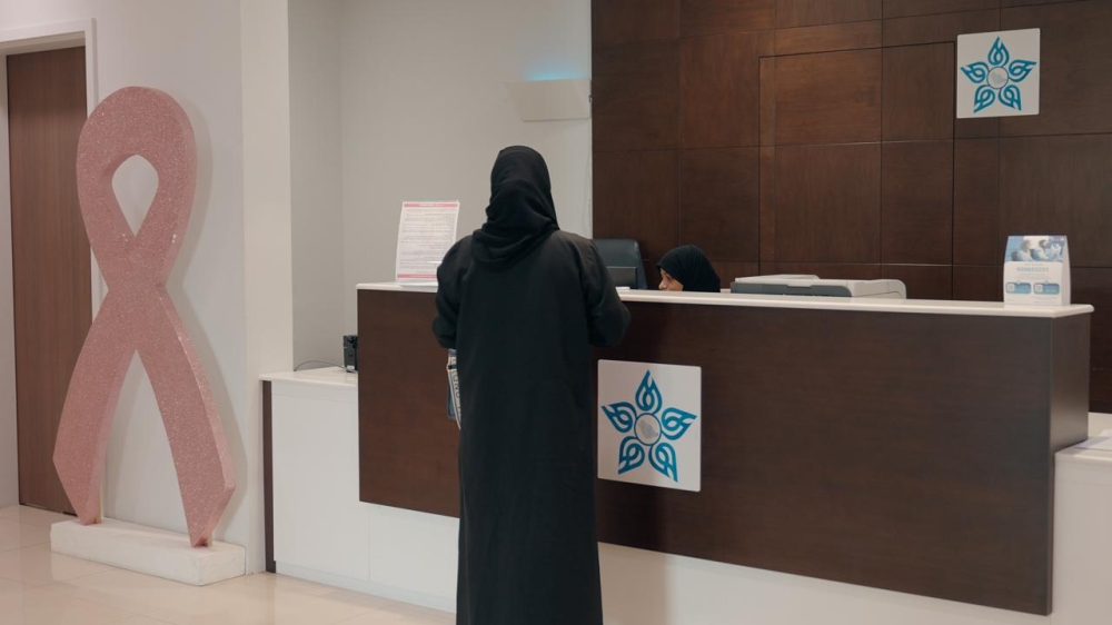 بعربات متنقلة ومراكز ثابتة.. فحص 1000 سيدة بحملة سرطان الثدي بالشرقية