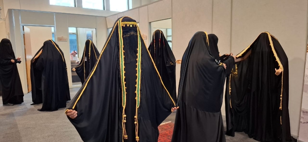 ”الدفة النسائية“.. 24 سيدة يُحيين التراث ويطلقن مشاريعهن بالشرقية