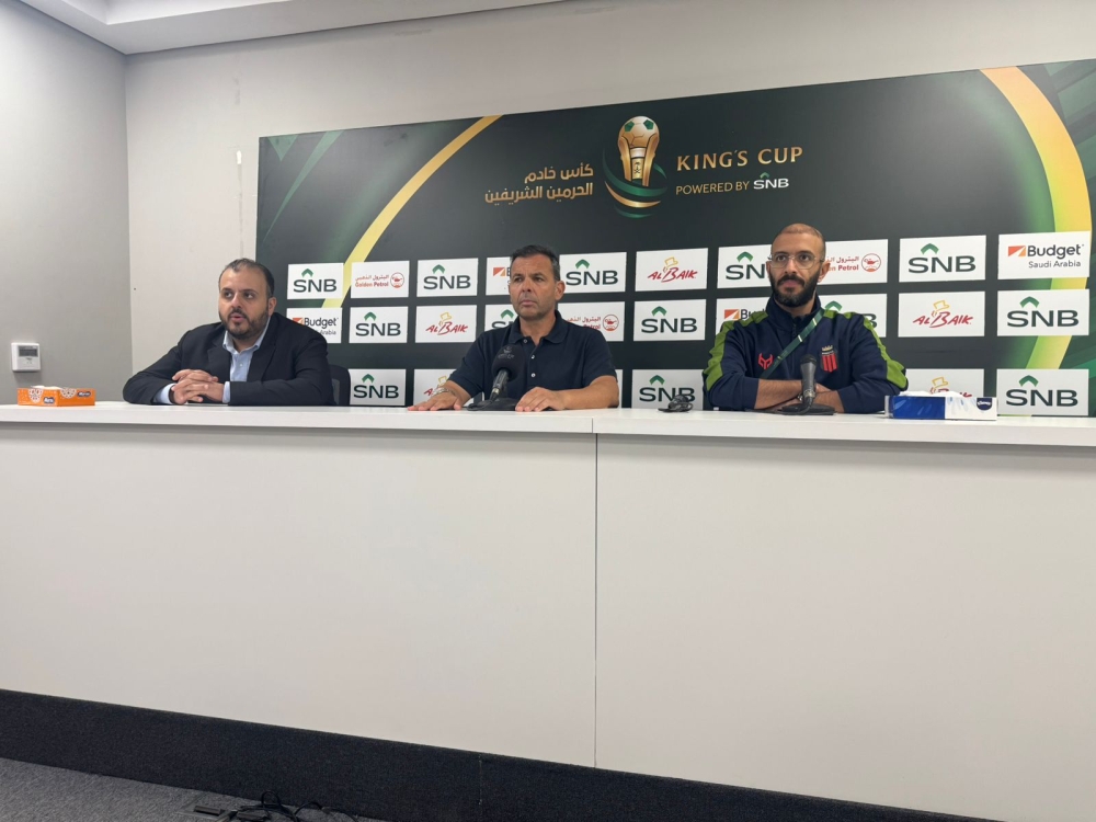 كاليخا مدرب الرياض يعلق على الهزيمة أمام الفتح.. ماذا قال؟