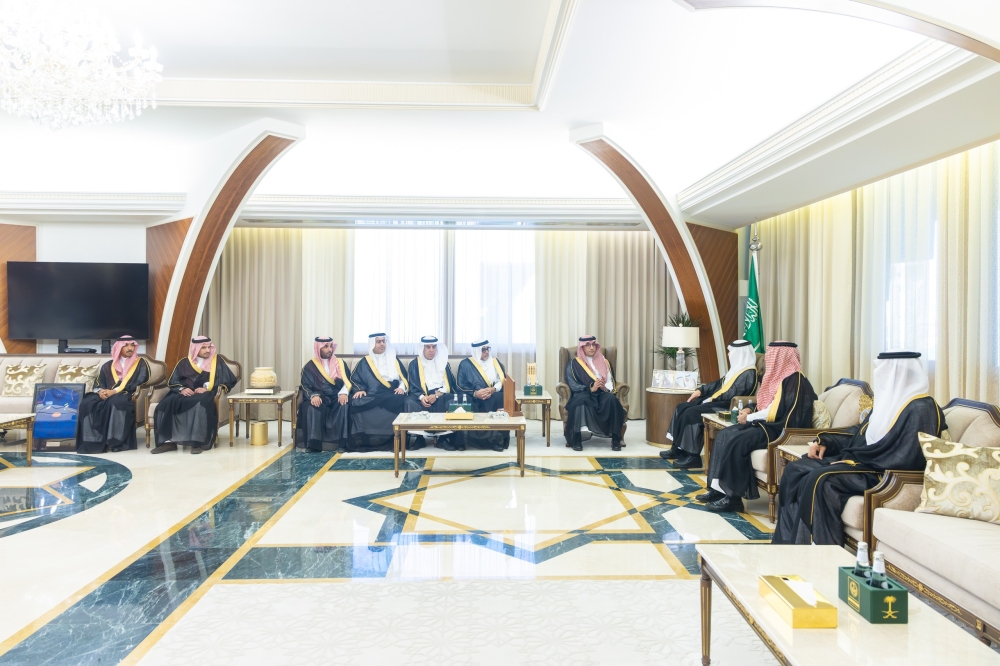 أمير الشرقية يستقبل رئيس مجلس إدارة نادي الفتح 