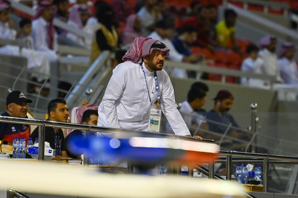 رسميا.. نادي الوحدة يعلن قبول استقالة المدير التنفيذي