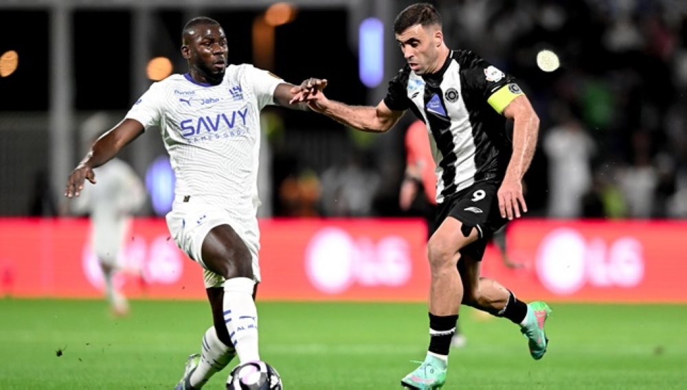 ماذا قدم الهلال والشباب في دوري روشن 25/26؟